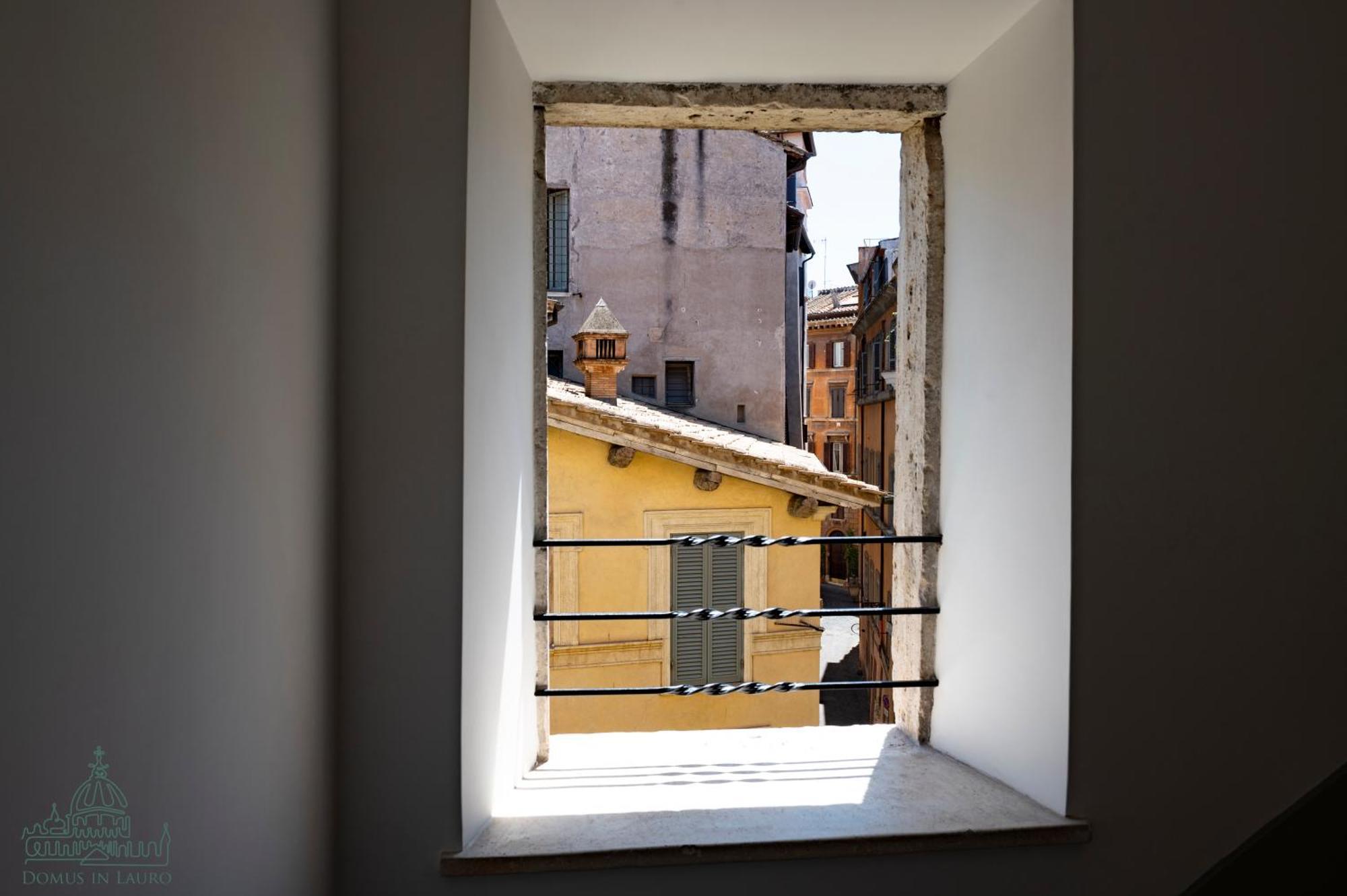 Domus In Lauro Apartment