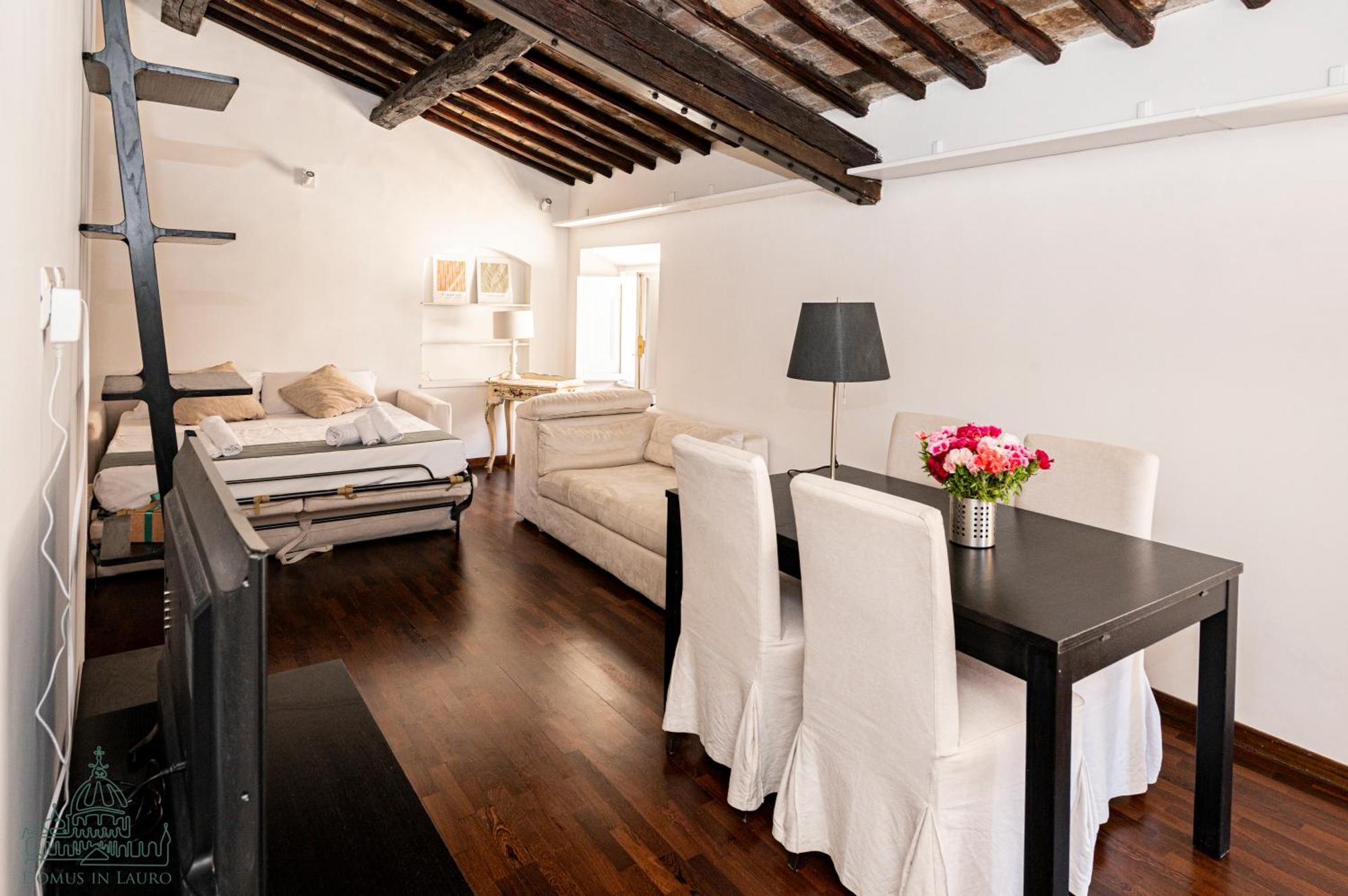 Apartment Domus In Lauro