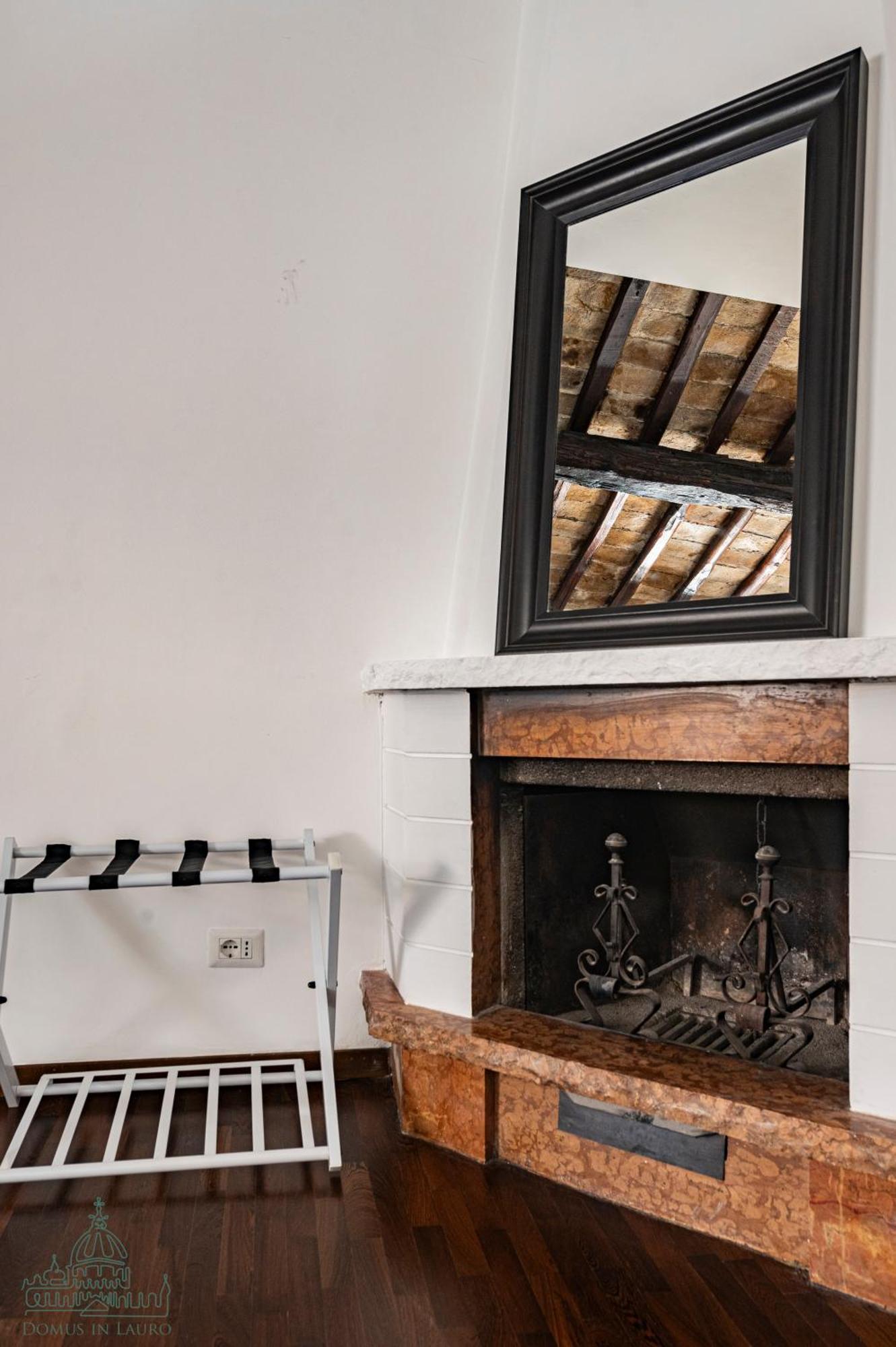 Apartment Domus In Lauro *